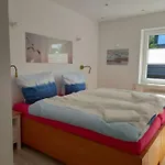 Apartment Ferien-bugalow Hanna *